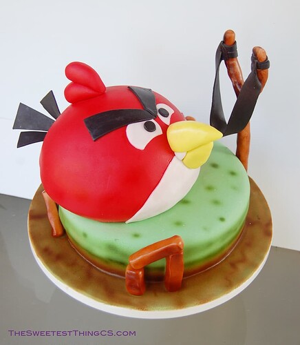 900_750839456D_angry-birds-birthday-cake